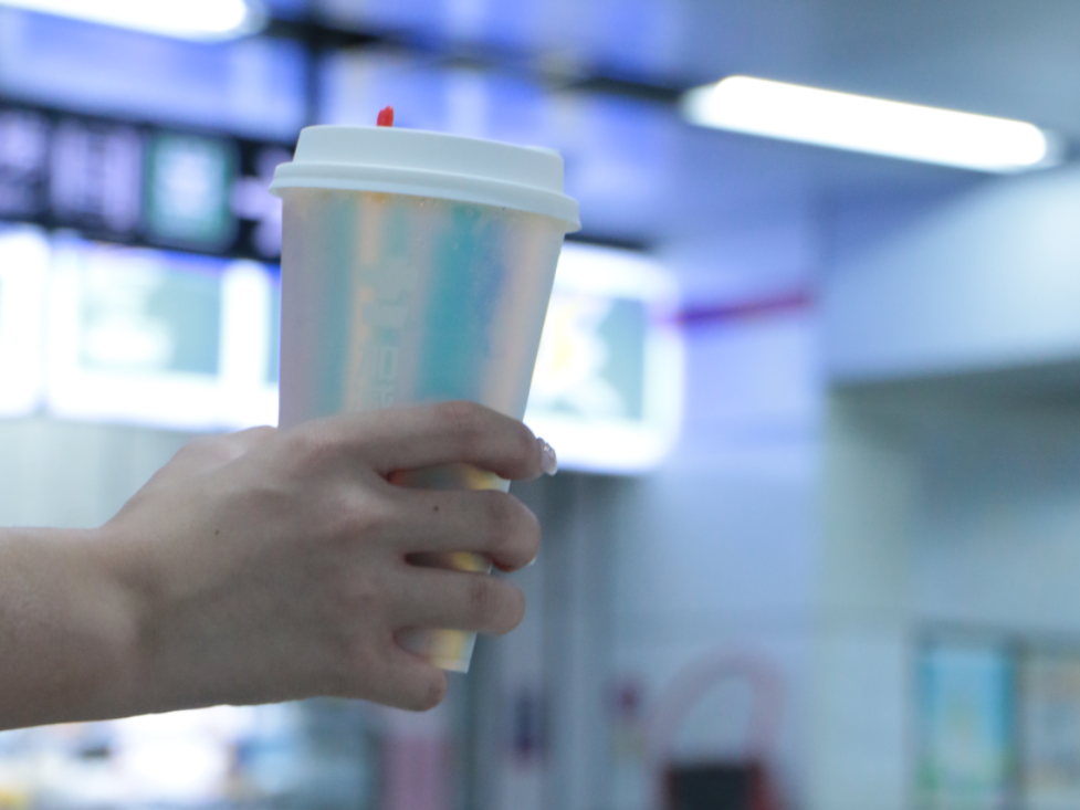 乐博体育茶饮|现在开一家奶茶店怎么样，还有优势吗